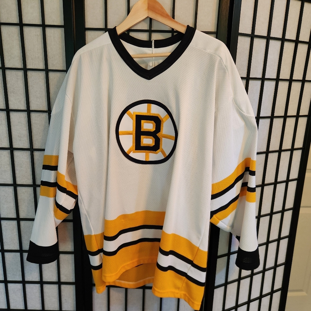 Vintage Boston Bruins jersey